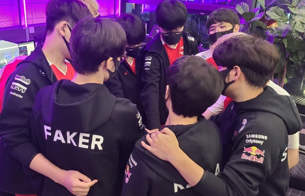 在他的带领 在他的带领