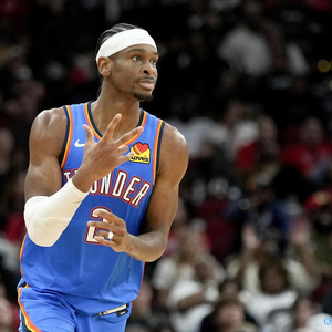 也要在防守 也要在防守