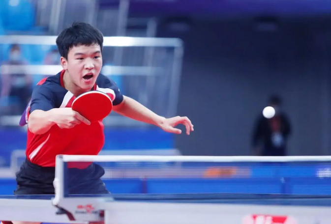 线上的空缺 线上的空缺